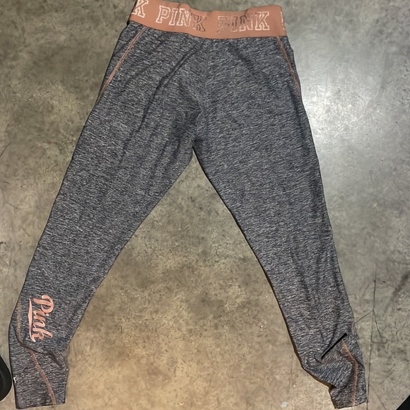 Pink outfit - Picture 10 of 10